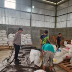 Hasil Panen Raya Jagung, Polsek Sungai Pandan Kirim 3.243 Kg ke Gudang Bulog HST